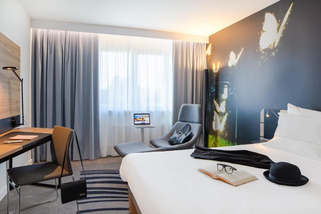 Отель Novotel Wrocław City Вроцлав